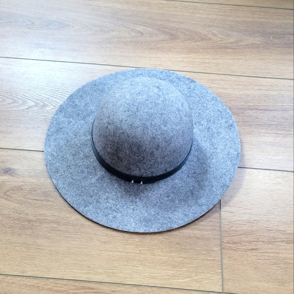 Lucky Brand wool hat